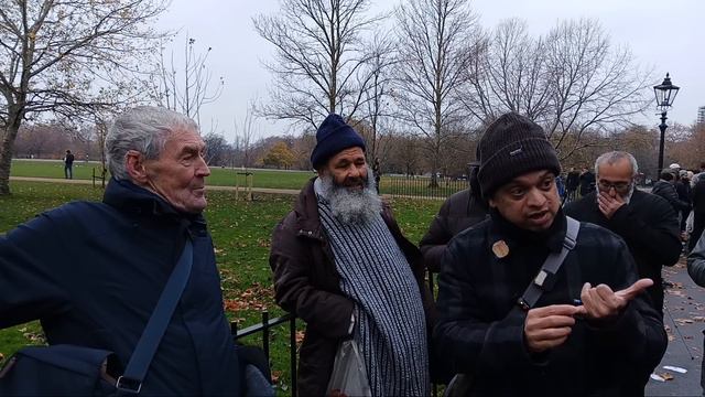 She Never Came Back After this Debate! Mansur Speaker's corner смотреть онлайн