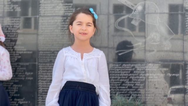 Майский праздник -День Победы Отмечает вся страна… Т. Белозеров смотреть онлайн