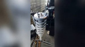Установка проставок для увеличения клиренса на Honda Elysion