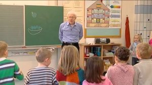 Total Physical Response (TPR) - Teacher Training film no. 8