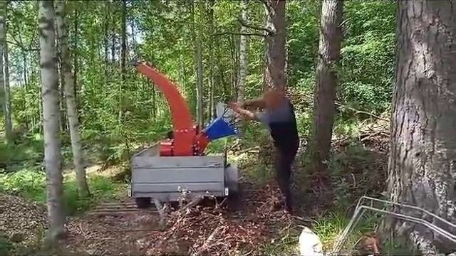 Дробилка/Измельчитель веток/Мульчер