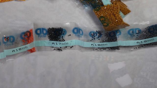 Unboxing Woman in Gold, my new prized possession 💞 смотреть онлайн