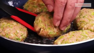 Всего 3 кабачка и 2 яйца для самого вкусного летнего завтрака| Appetitno.TV