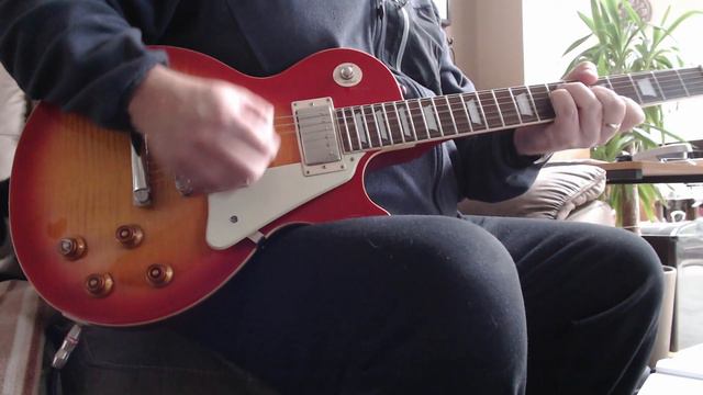 Epiphone Les Paul Standard Honey Burst 2009 Electric Guitar смотреть онлайн