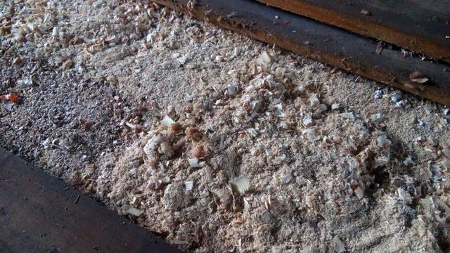 Утепление потолка опилками. Лучший утеплитель. Тепло в доме.