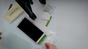 Как правильно наклеить гидрогель на экран смартфона