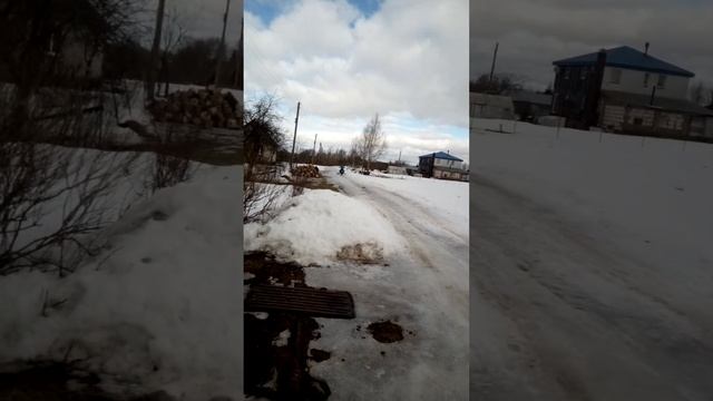 Мотофинки снегокат из бензопилы Урал. смотреть онлайн