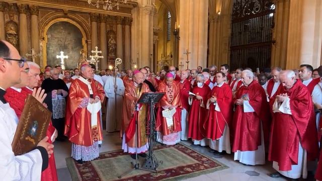 Procesión y Cierre de la Puerta Santa del jubileo de la Catedral смотреть онлайн