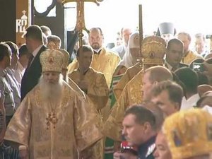 Патриарх Кирилл совершил богослужение в Задонске