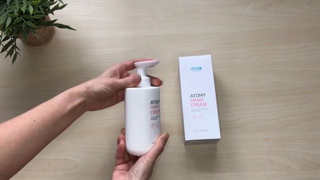 Справилась с сухой кожей рук зимой. Уход за кожей, крем для рук от ATOMY Атоми. Мой отзыв.