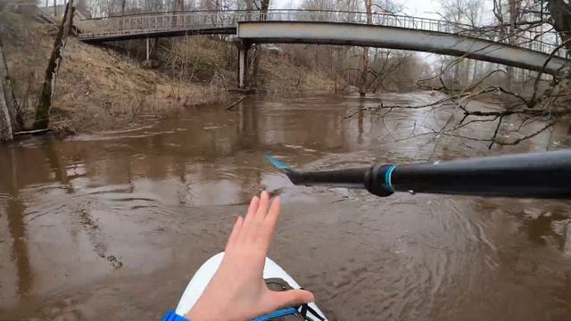 Mazā Jugla pavasarī 2023. Освежающый сплав на Малой Югле: Сап-доска, пакрафт и немного купание. смотреть онлайн