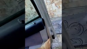 Снимаем дверные карты приора. Приора ремонт