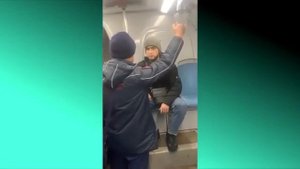 🔥 Бородачи мигранты не хотят платить за проезд и нападают на контролеров с  ЭЛЕКТРОШОКЕРАМИ.