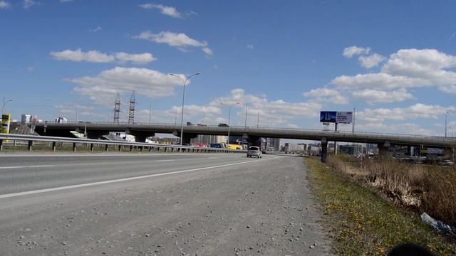 Траффик на Московском тракте на въезде в Екатеринбург смотреть онлайн