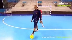 Игра столба в мини-футболе