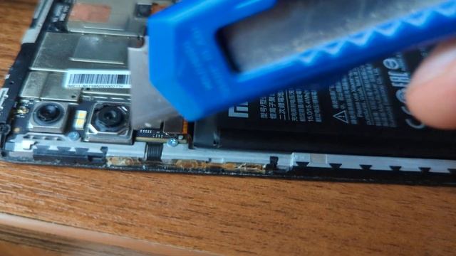 Xiaomi Redmi note 5 чистка кнопок глючить кнопка включення, гучності смотреть онлайн