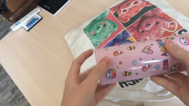 //Что находится в моей СУМКЕ?//[шопер] смотреть онлайн