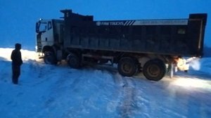 самосвал фав 4-х осник гололёд