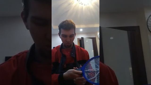 Электро мухобойка смотреть онлайн