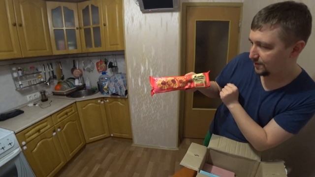 Распаковка посылки от подписчицы! смотреть онлайн