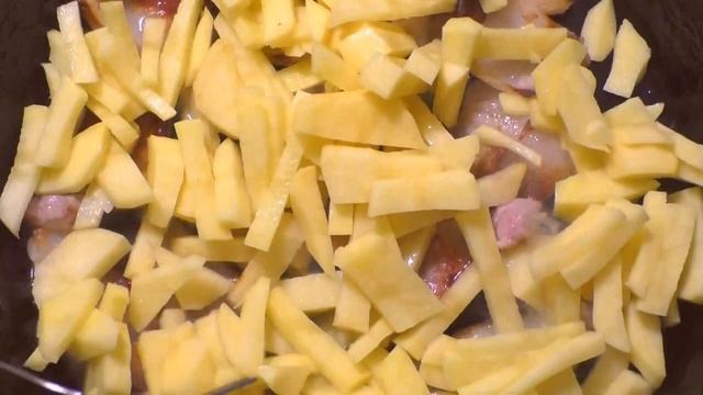 Наш любимый ужин. Жареная картошка с салом и чесноком