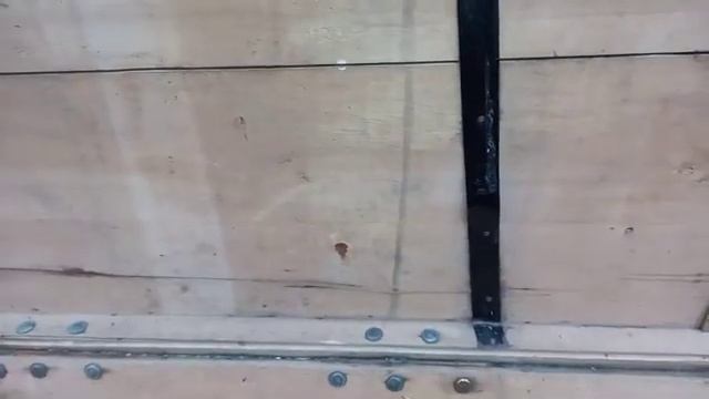 Старинный антикварный сундук