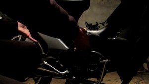 Viper active,разряд аккумулятора,как снять батарею на зимние хранение.