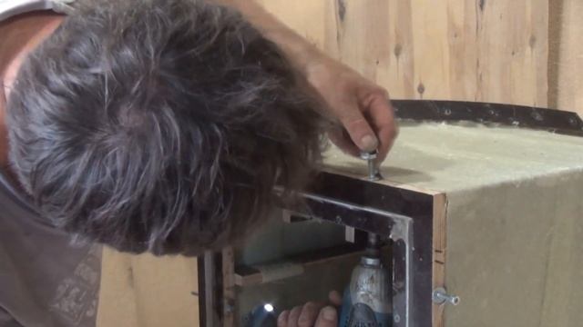 Бетонный вазон БАЛТЕМА своими руками. Инструкция по сборке формы и распалубке