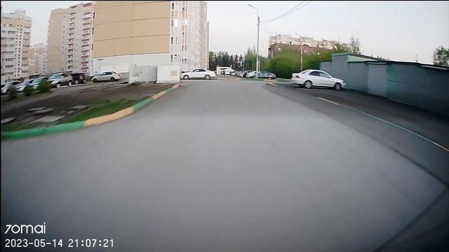 Съемка задней камеры видеорегистратор 70MAI Dash Cam A400 смотреть онлайн