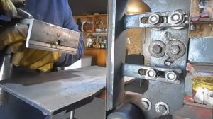 Нож из рессорной стали 65Г