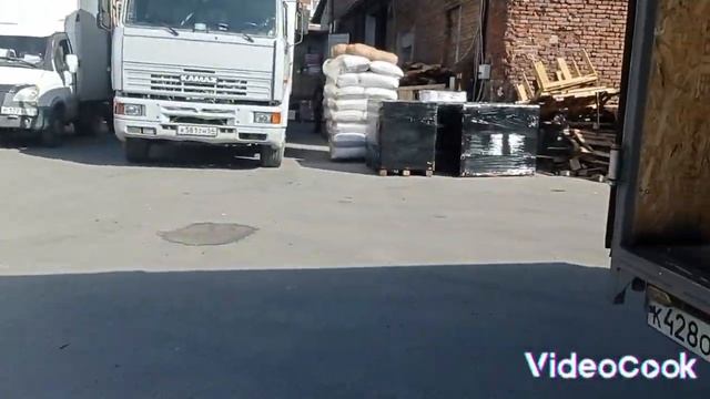 Работаем по Яндексу тариф _Грузовой_. Ровно 8 часов. какой заработок_ Новосибирск.