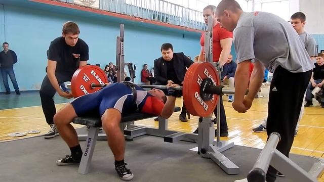 24 октября 2015. Меньшиков Роман. 3 подход. Жим 180 кг, в зачет, с.в. 69,60 кг смотреть онлайн