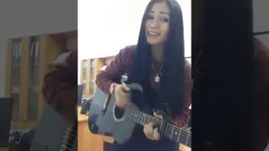 Какая красивая девушка казашка паёт казахскую песню