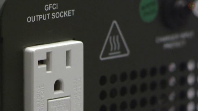 Renogy 1000W 12V Pure Sine Wave Inverter Charger DC AC Battery Power Converter Overview смотреть онлайн