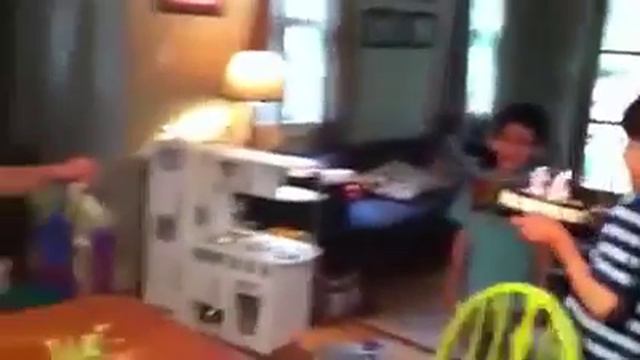 СУПЕР ОТЦЫ !!! САМОЕ ДОБРОЕ В МИРЕ ВИДЕО !!! смотреть онлайн