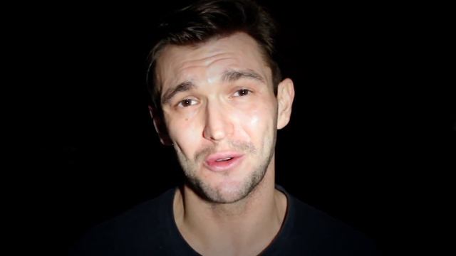 «Cлучилось» - поэт Владимир ЭС читает свои неизданные стихи смотреть онлайн