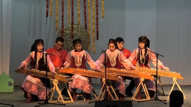 Хысхы саңнары - 2018. Хакасская этническая музыка, чатхан, хомыс. Анс. "Хызыл ай" смотреть онлайн