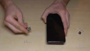 Xiaomi Redmi Note 11 Pro (5G): How to insert the microSD card. Installation of the micro SD