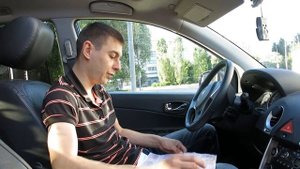 Какие документы водитель должен возить с собой?