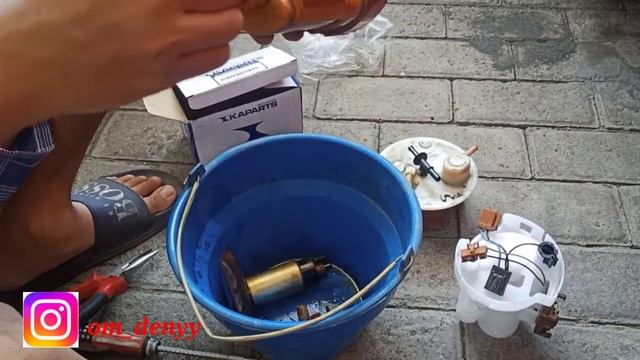 Menganti filter fuel pump Mirage, vios, kia rio смотреть онлайн