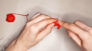 Новогодние игрушки крючком. Снегирь.
