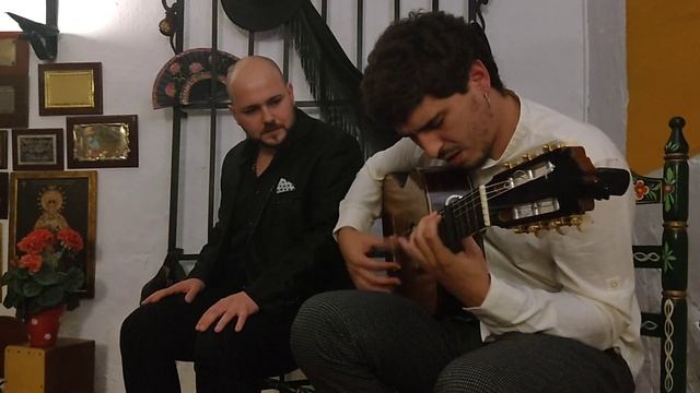 Francisco escudero por cantes de levante junto a la guitarra de Rubén lara смотреть онлайн
