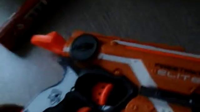 Писталет NERF FIRESTRIKE ELITE N- STRIKE смотреть онлайн