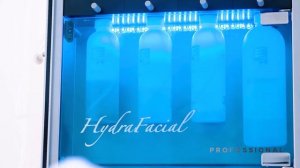 Отзыв Жанны Клюс о процедуре HydraFacial в клинике косметологии Professional