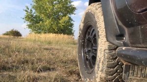 Lada Niva Bronto - tire view - Cordiant Off-Road 235/75 R15, It does like MUD!
