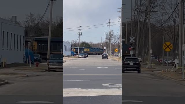 2 engine csx train