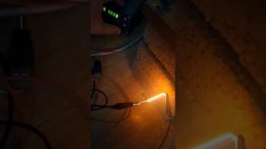 Нагрев нихромовой проволоки ~0.2 мм до разрушения