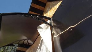 Отзыв о пластиковом козырьке над дверью.