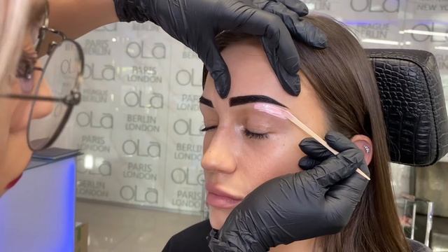 Коррекция и окрашивание бровей смотреть онлайн