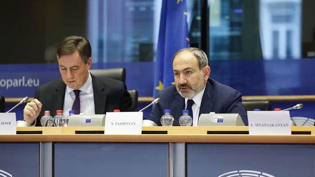 Посла России вызвали в МИД Армении из-за передачи на «Первом канале» смотреть онлайн